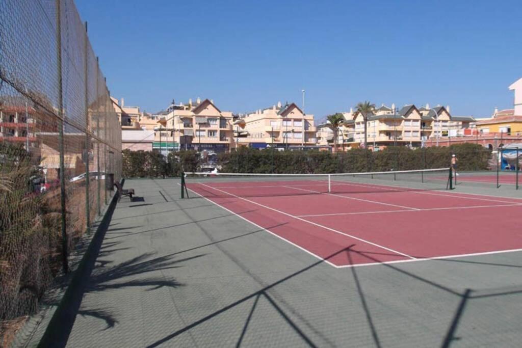 Apartamento A Estrenar En Primera Linea De Playa トロクス・コスタ エクステリア 写真