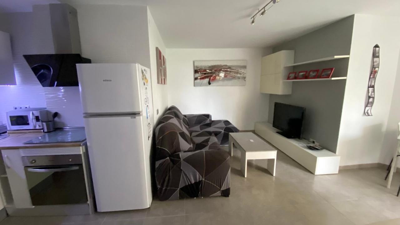Apartamento A Estrenar En Primera Linea De Playa トロクス・コスタ エクステリア 写真